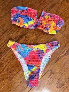#2 Colorful Design bikini - size small